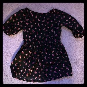 Girls size 2T dress great pre-owned condition cute